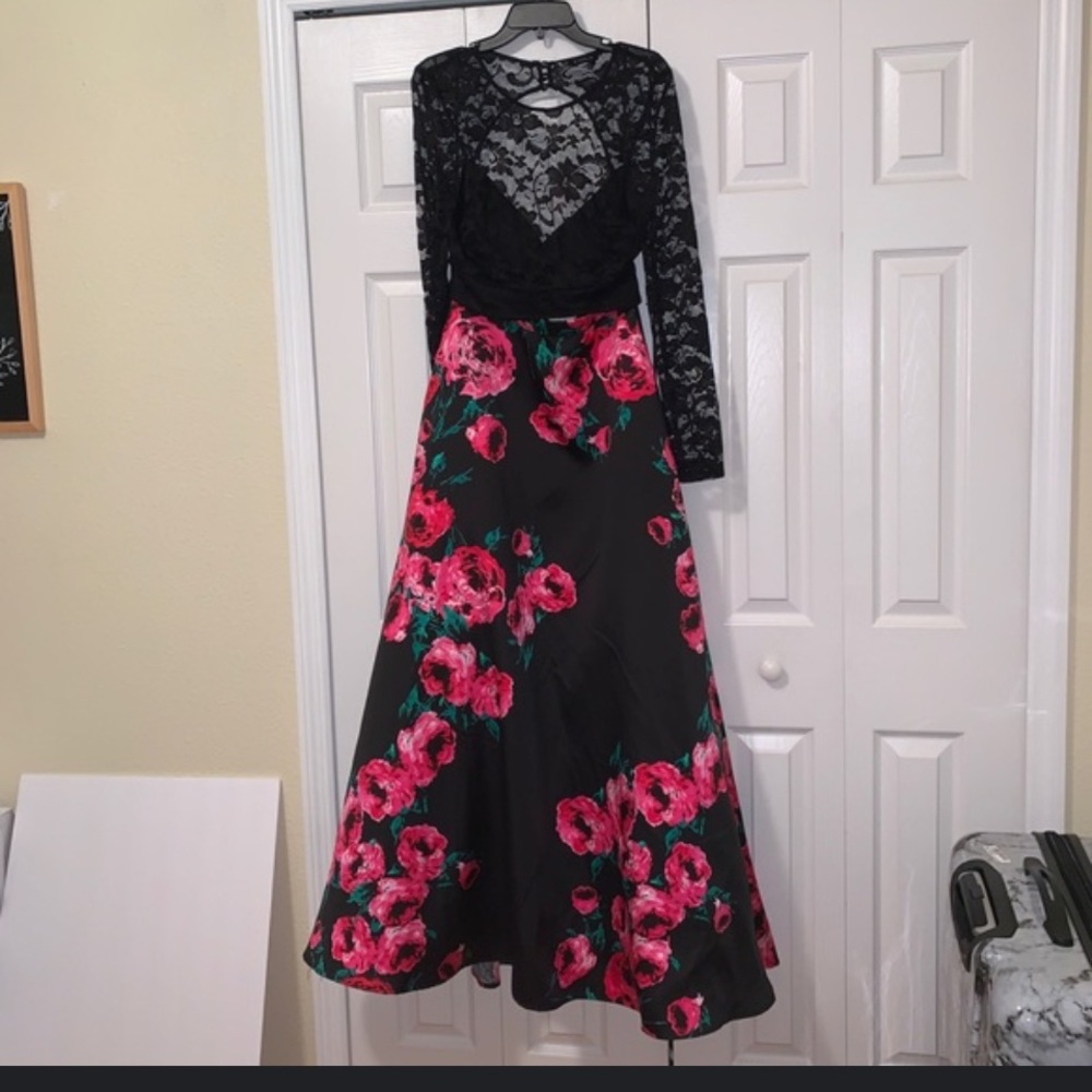 2 piece lace floral prom dress